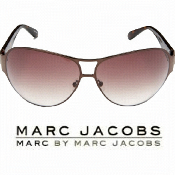 Marc Jacobs Accessories - MARC BY MARC JACOBS Aviator Q4G, Brown Gradient Lenses, Case Included